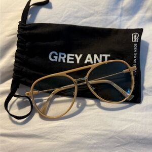 Grey Ant Praph Glasses